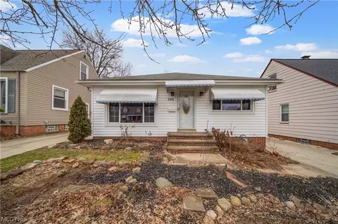 5292 W 52nd St, Parma, OH 44134