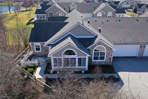 267 Shaw Dr, Kent, OH 44240