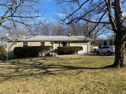 1029 Owsley, Mcdonald, OH 44437