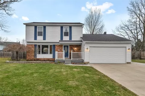 5776 Fenwood Ct, Mentor On The Lake, OH 44060