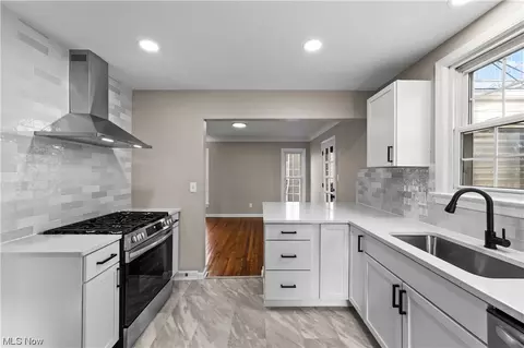 Kitchen - 175 E 196th St, Euclid, OH 44119 photo 2 of 3