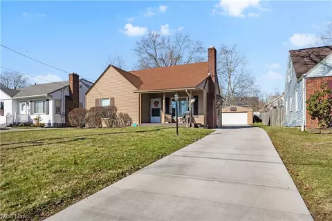 Exterior - 50 Stanton Ave, Boardman, OH 44512 photo 2 of 8