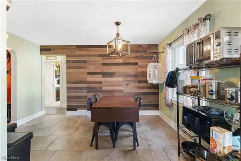 Entry Way - 50 Stanton Ave, Boardman, OH 44512 photo 1 of 1