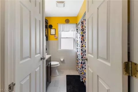 Bath - 50 Stanton Ave, Boardman, OH 44512 photo 1 of 2