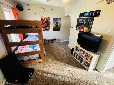 Bedroom - 513 Lyndon, Ashtabula, OH 44004 photo 1 of 5