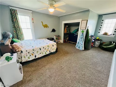Bedroom - 513 Lyndon, Ashtabula, OH 44004 photo 2 of 5