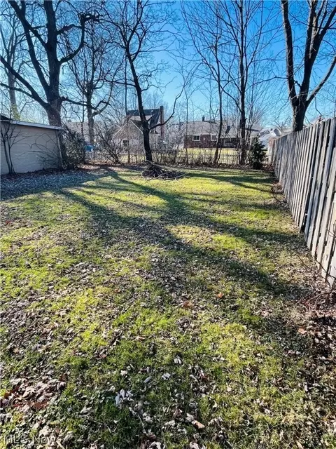 Exterior - 513 Lyndon, Ashtabula, OH 44004 photo 12 of 14