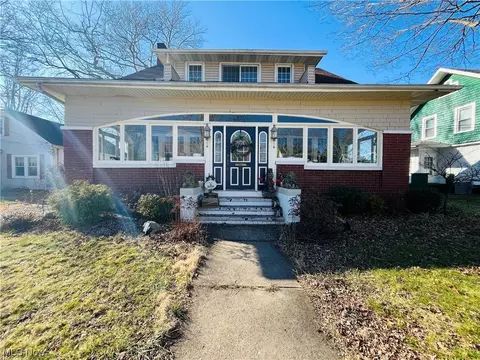 Exterior - 513 Lyndon, Ashtabula, OH 44004 photo 4 of 14