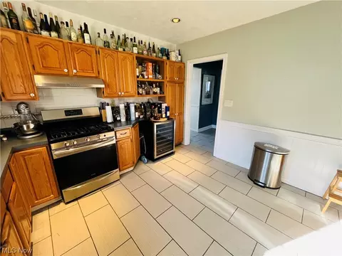 Kitchen - 513 Lyndon, Ashtabula, OH 44004 photo 4 of 4