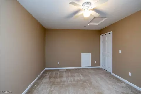Bedroom - 3817 Parkside Cir E, Lorain, OH 44053 photo 3 of 3