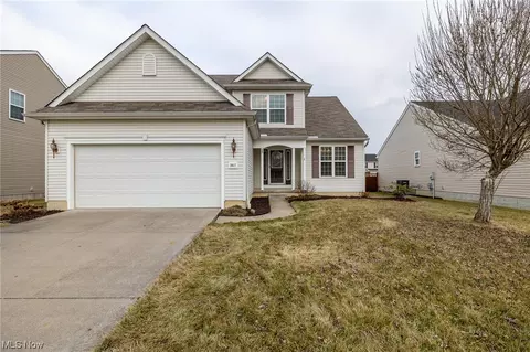 3817 Parkside Cir E, Lorain, OH 44053