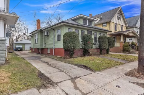 3921 Clybourne, Cleveland, OH 44109