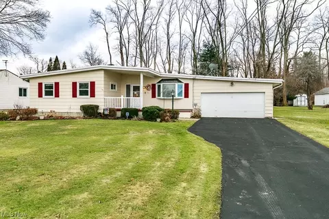 59 Tuckmere, Painesville, OH 44077