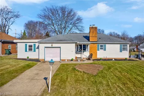 517 33rd St NW, Canton, OH 44709