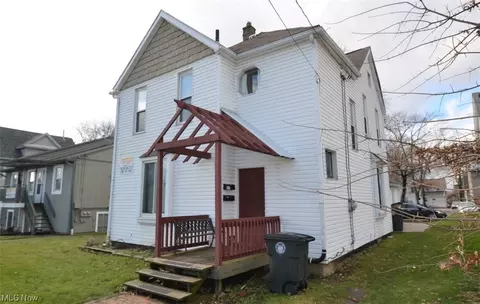 450 Allyn St, Akron, OH 44304