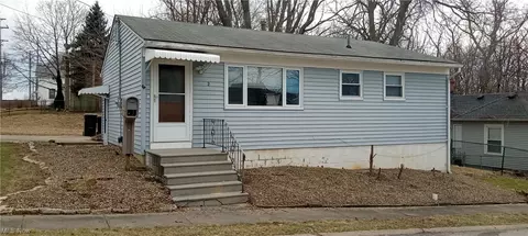 2 Smith, Elyria, OH 44035