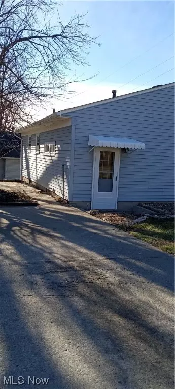 Exterior - 2 Smith, Elyria, OH 44035 photo 3 of 9