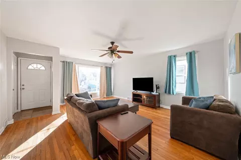 Living - 5402 Forest Ave, Parma, OH 44129 photo 1 of 6