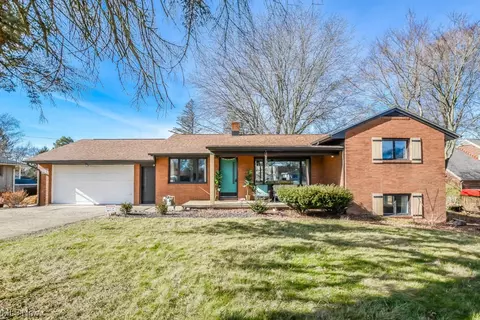 6153 Market Ave N, Canton, OH 44721