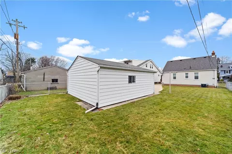 Exterior - 3807 Pershing Ave, Parma, OH 44134 photo 6 of 7