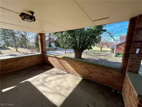 Exterior - 1764 E 228th St, Euclid, OH 44117 photo 6 of 11