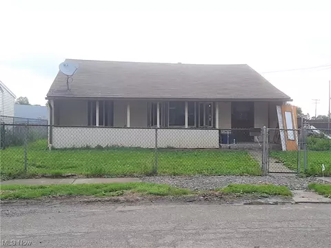 2534 Kirby NE, Canton, OH 44705
