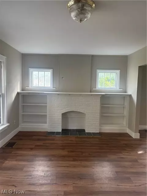 Living - 44 W Dalton, Akron, OH 44310 photo 1 of 1