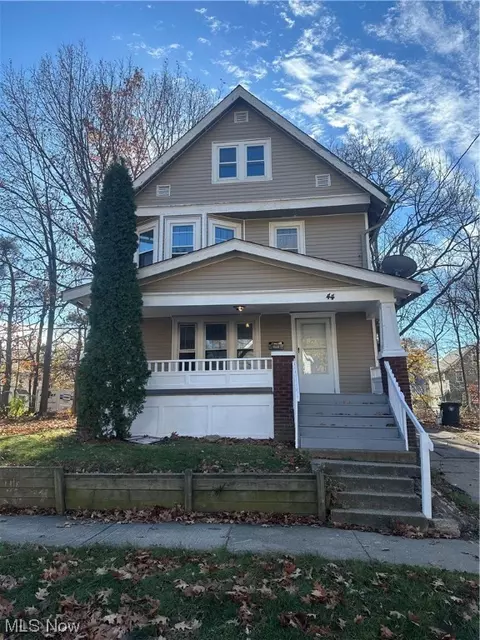 44 W Dalton, Akron, OH 44310