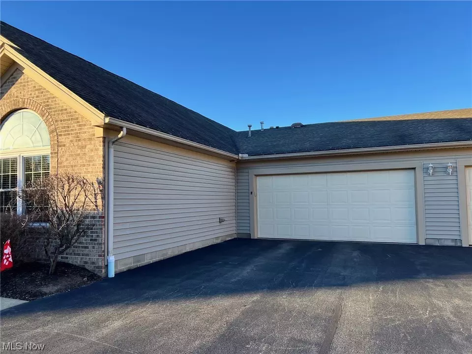 801 Willowbrook, Warren, OH 44483 23 Photos Movoto