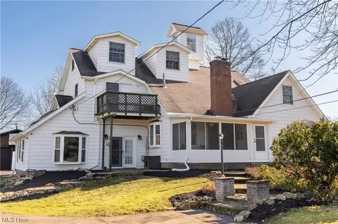11188 Kent NE, Hartville, OH 44632