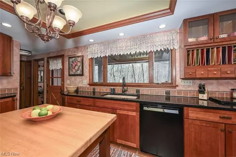 Kitchen - 344 Elyria St, Lodi, OH 44254 photo 1 of 4