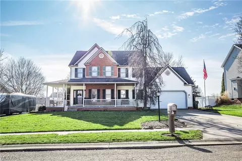 304 Shawnee Cir, Louisville, OH 44641