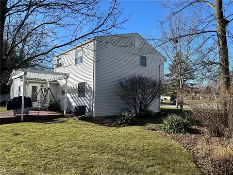 Exterior - 111 Martha, Elyria, OH 44035 photo 2 of 10