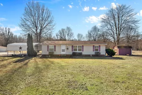 21151 Western Reserve, North Benton, OH 44449