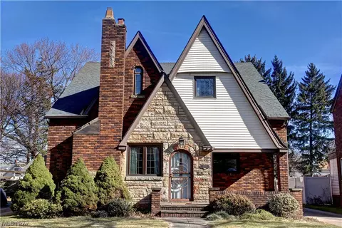 3717 Warren Rd, Cleveland, OH 44111