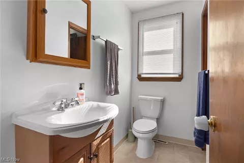 Bath - 238 Hilliard Rd, Elyria, OH 44035 photo 2 of 2