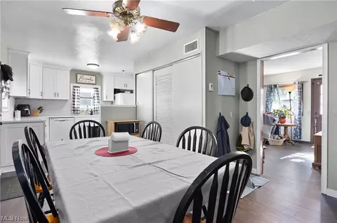 Kitchen - 238 Hilliard Rd, Elyria, OH 44035 photo 4 of 4