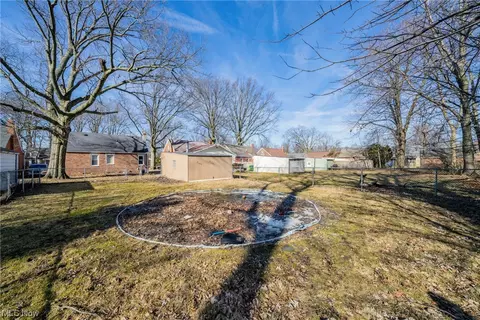 Exterior - 405 E 257th, Euclid, OH 44132 photo 8 of 10