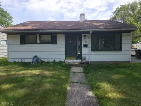 1975 Rookwood, Cleveland, OH 44112