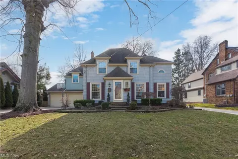 21199 Kenwood Ave, Rocky River, OH 44116