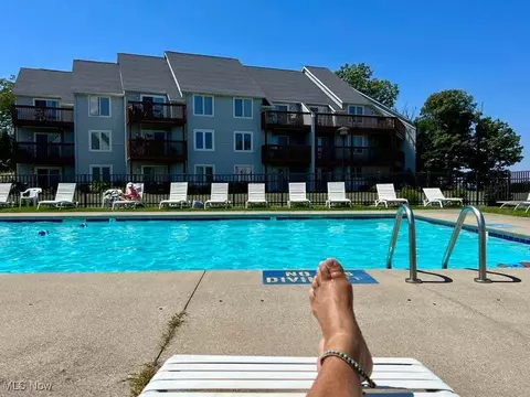 Exterior - 6035 Lake Rd W #232, Saybrook, OH 44004 photo 6 of 6