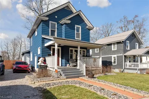 5835 Washington Ave, Ashtabula, OH 44004 photo 2
