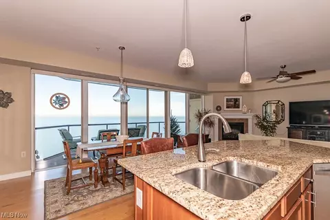 Kitchen - 9419 Larimar Dr, Willowick, OH 44095 photo 6 of 6