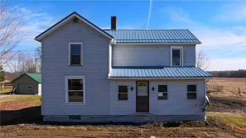 5124 Warner, Kinsman, OH 44428