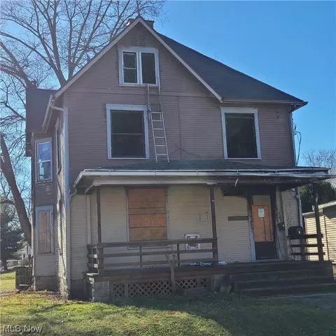 800 14th NW, Canton, OH 44703