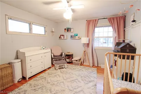 Bedroom - 32975 Ledge Hl, Solon, OH 44139 photo 2 of 4