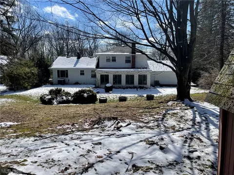 Exterior - 32975 Ledge Hl, Solon, OH 44139 photo 5 of 5