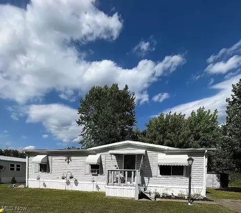 12205 Goshen Rd #213, Salem, OH 44460