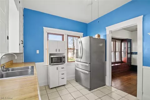 411 Sharp St, Salem, OH 44460 photo 8