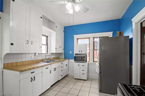 411 Sharp St, Salem, OH 44460 photo 7